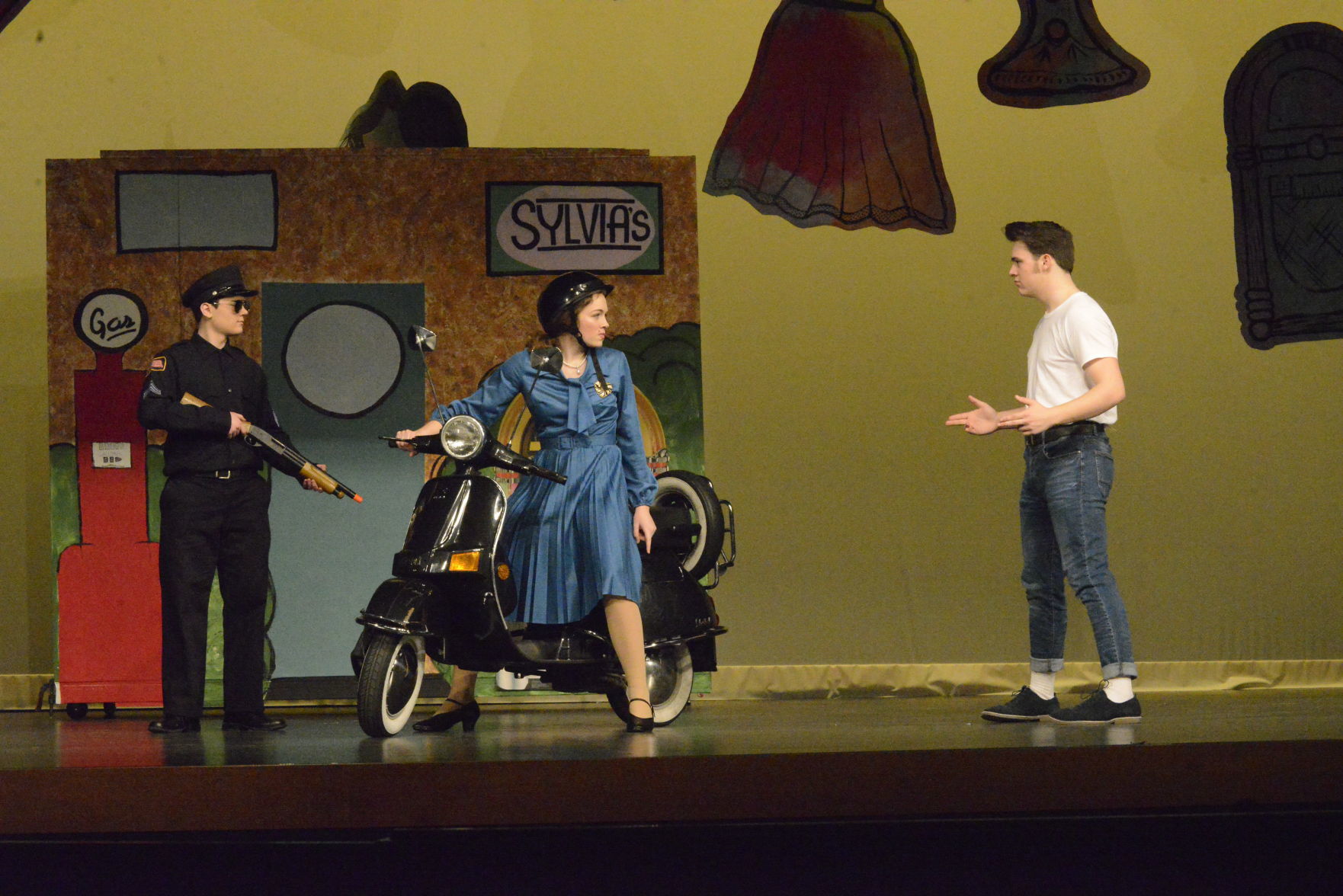 031120 moline musical 775.JPG